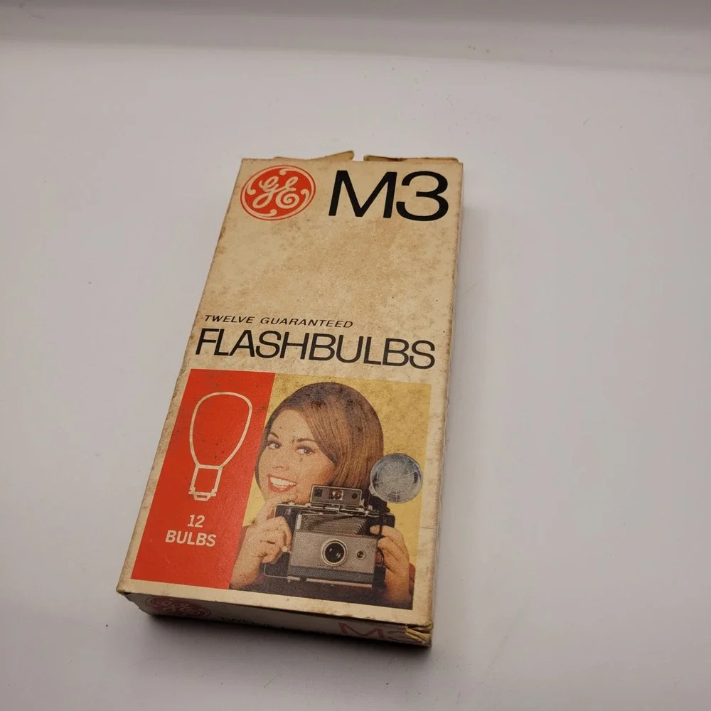 Vintage GE M3 Clear Flashbulbs Twelve Pack Original Box General Electric